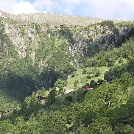 Glacier Views & Trails Διαμέρισμα Blatten bei Naters