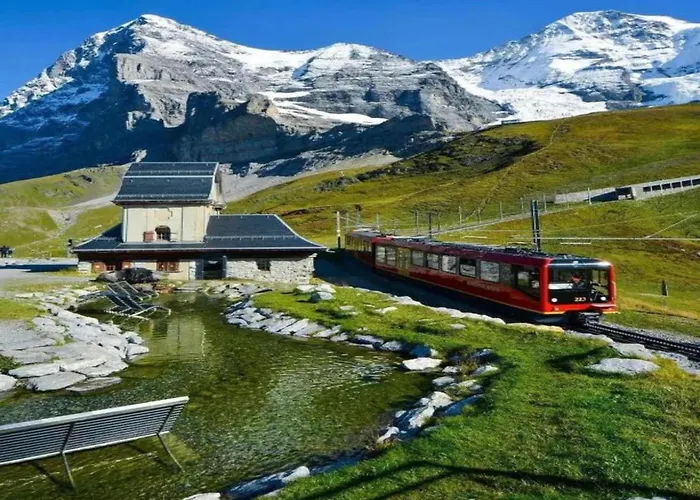 Glacier Views & Trails Blatten bei Naters